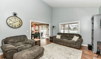 317 Edgewood Pl E, Anderson, IN 46011