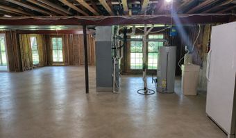 1661 Kensington Dr, Algonquin, IL 60102