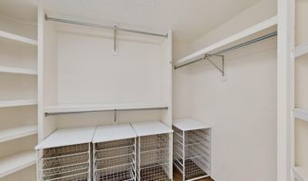9824 N Lagrima De Oro NE, Albuquerque, NM 87111