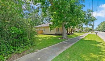 211 S Presley St, Atmore, AL 36502