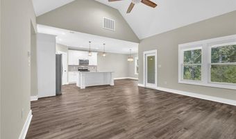 616 Whispering Pines Dr, Macon, GA 31211