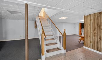 6809 Pilgrim Rd, Madison, WI 53711