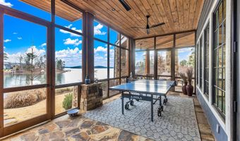 114 Sailors Pt, Alexander City, AL 35010
