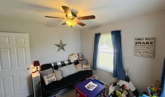 204 2nd St, Barnegat, NJ 08005
