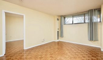 7111 WOODMONT Ave 103, Bethesda, MD 20815