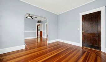 39 Ferncliff Ave, North Providence, RI 02911