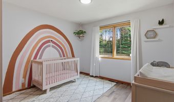 511 S Beach Dr, Altoona, WI 54720