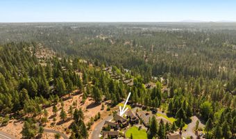 19749 SW River Camp Ln, Bend, OR 97702