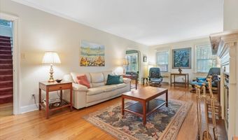 73 Oakwood St, Albany, NY 12208
