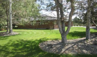 100 McCullough Dr, Cody, WY 82414