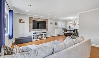 376 Folino Dr, Bridgeport, CT 06606