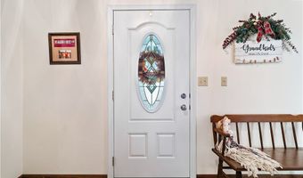 6333 Juniper Dr, Amherst, OH 44001