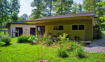 326 Goad Mill Ln, Allardt, TN 38504