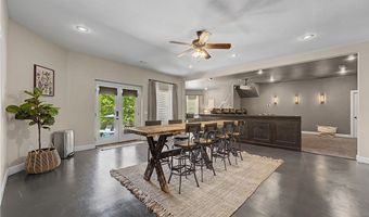 8424 Preston Trl, Bentonville, AR 72712