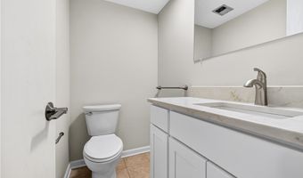 578 N Main St, Amherst, OH 44001