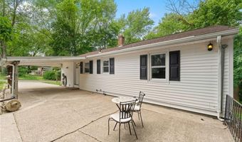 153 Vineyard Ave, Cumberland, RI 02864