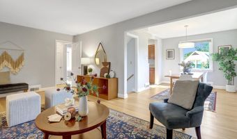 2911 EDGEHILL Dr, Alexandria, VA 22302