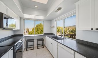 7501 E HAPPY HOLLOW Dr 12, Carefree, AZ 85377