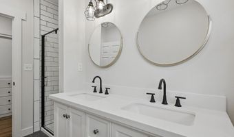 540 E 4th St, Baxter Springs, KS 66713