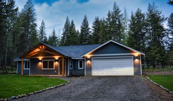 329 Hardy Loop, Bonners Ferry, ID 83805