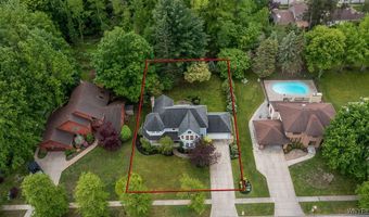 203 Randwood Dr, Amherst, NY 14068