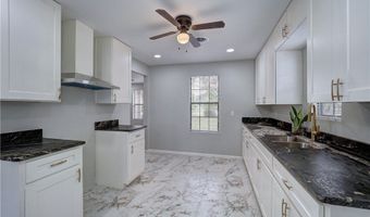 745 S Rife St, Aransas Pass, TX 78336