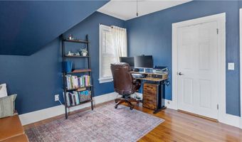 280 Woodbine St, Cranston, RI 02910