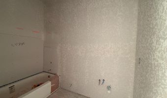 318 Brood Dr, Adkins, TX 78101