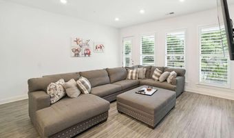 107 Pearl, Woodstock, GA 30188