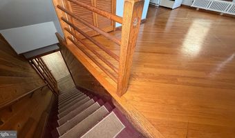 43 S MAIN St, Allentown, NJ 08501