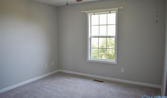 18201 Menefee Rd, Athens, AL 35613