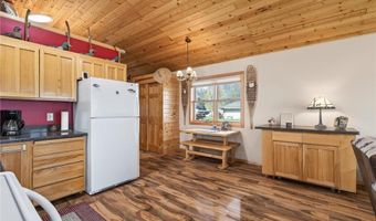 11056 Hoyer Ave NW, Annandale, MN 55302
