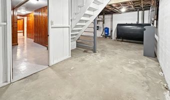 5 Chappell St, Chaplin, CT 06235