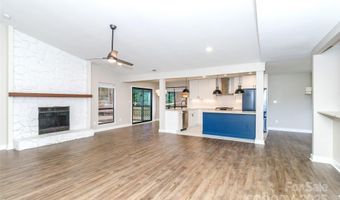 4020 Bon Rea Dr, Charlotte, NC 28226