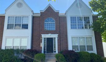 1310 Crossings Ct B, Ballwin, MO 63021
