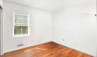 428 Virginia Ave, Staten Island, NY 10305