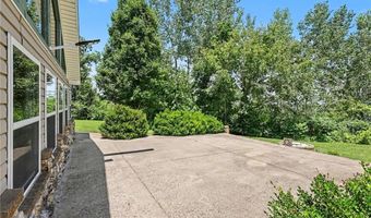 322 Riverfront Rd, Atchison, KS 66002