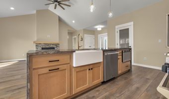 1236 LIGHTHOUSE Ln, Brookings, OR 97415