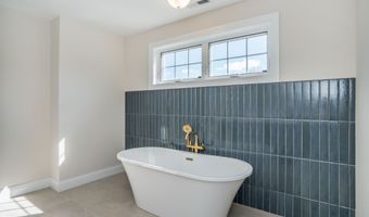 953 High Rd, Berlin, CT 06037