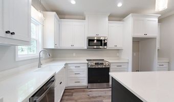 2032 Lexington Ave, Bainbridge, GA 39817