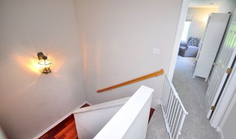 202 Castlewood Dr 202, Bloomfield, CT 06002