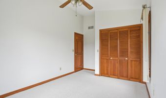 1657 Wake Robin Ct, Ann Arbor, MI 48103