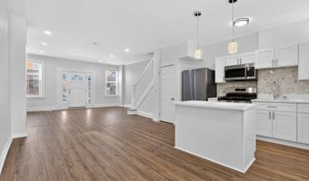 2727 BAKER St, Baltimore, MD 21216