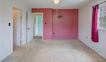 762 George Eggers Rd, Banner Elk, NC 28604