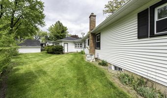 616 Highland Ave, Antioch, IL 60002