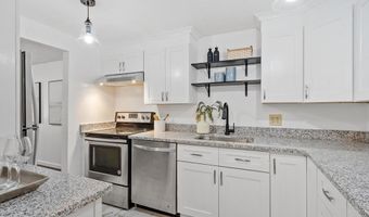 5 Elm St 1, Acton, MA 01720