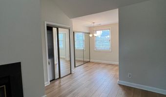 2809 ARLINGTON Blvd 149, Arlington, VA 22201