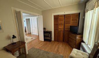 107 Jefferson Ave, Bennington, VT 05201