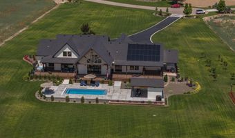 281 Lakeshore Dr, American Falls, ID 83211
