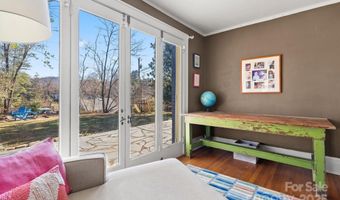 123 Westwood Rd, Asheville, NC 28804